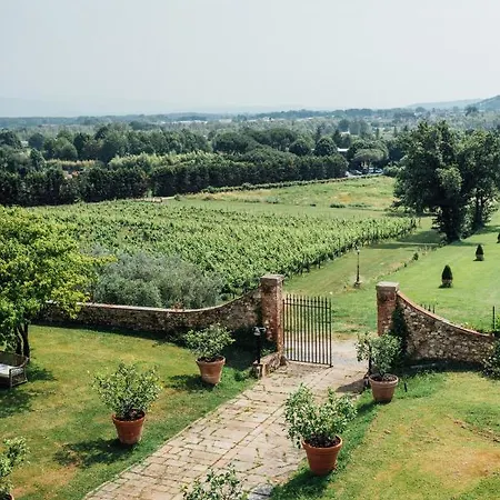 Buonvisi Bed & Breakfast 4*